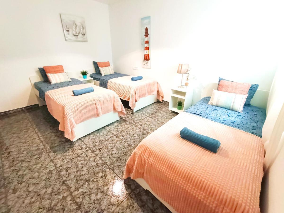 By Plaza Urquinaona Rooms Барселона Екстериор снимка