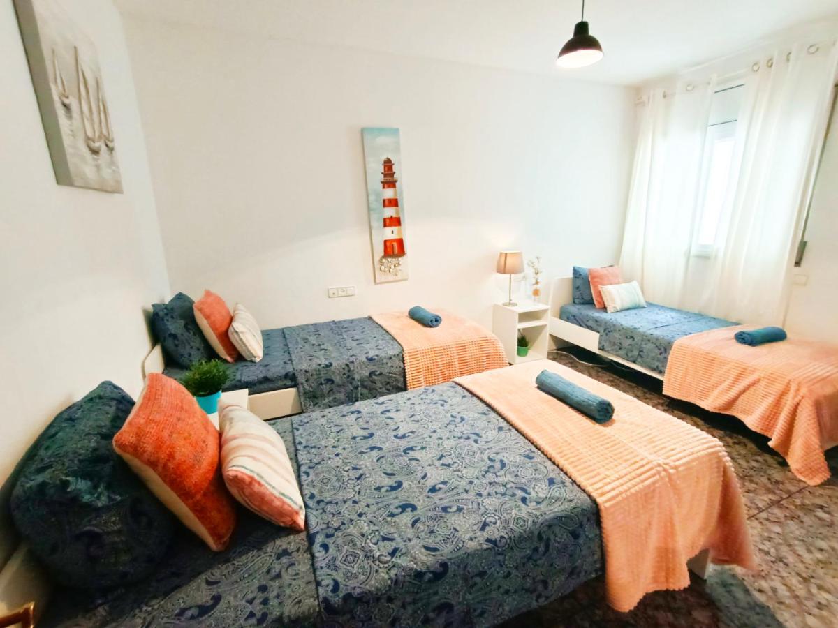 By Plaza Urquinaona Rooms Барселона Екстериор снимка
